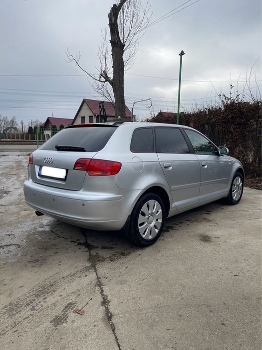 Audi A3 , 1.6 benzina