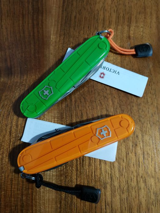 Оранжево джобно ножче Виктиринокс/Victorinox