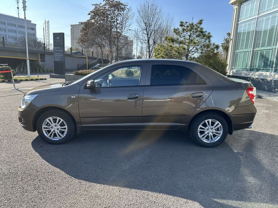 Chevrolet Cobalt 2023 — 2