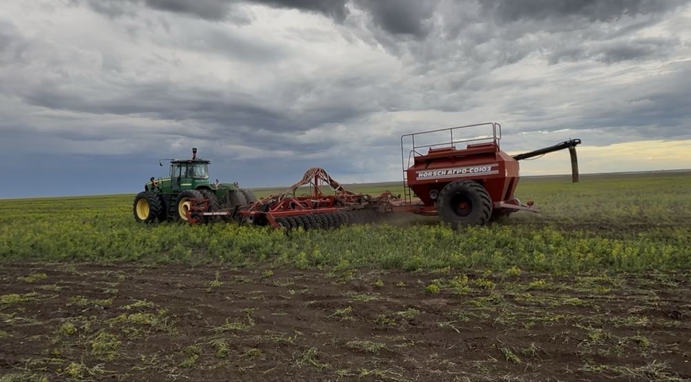Продам джон дир с посевным комплексом