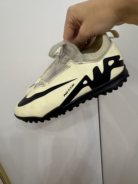 Сороконожки футбольная обувь