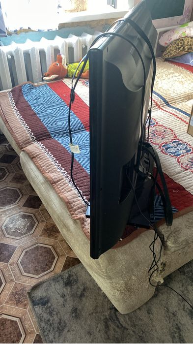 Продам телевизор Samsung UE40EH6037K