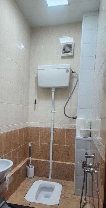 Gulobod da 5 xonali 4 etaj Kvartira sotiladi !!