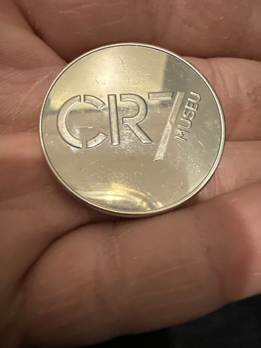 CR7  монета от музея на Роналдо.