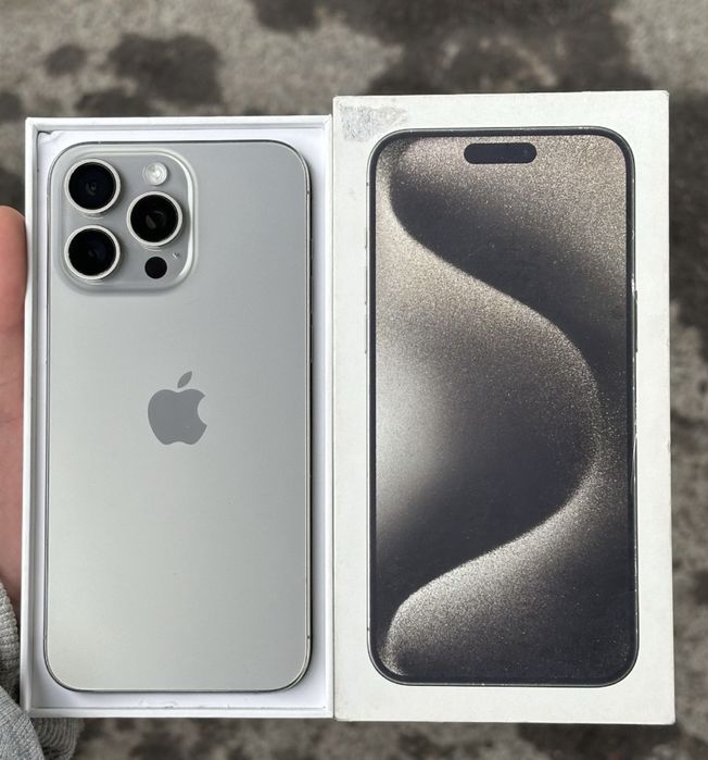 Iphone 15 pro max продается отличное состояние