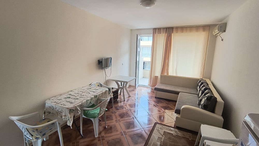 Продава се Двустаен апартамент в к.к. Слънчев бряг - 63 кв.м за 1032 €/кв.м - Снимка #1