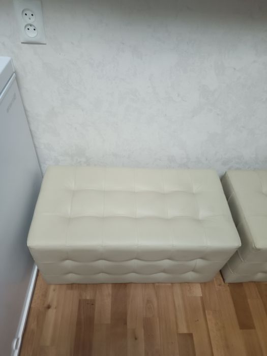 Пуфики большой и маленький