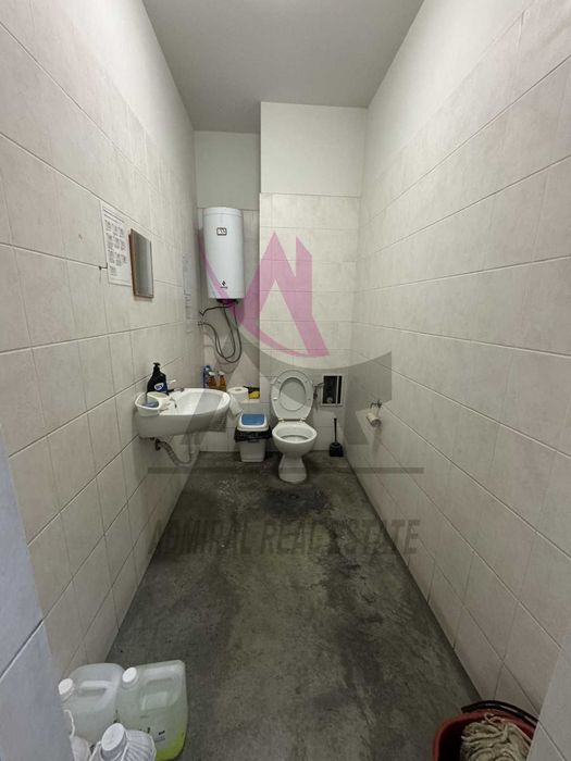 Дава се под наем Склад в Варна, Западна промишлена зона - 1650 кв.м за 8250 € - Снимка #2