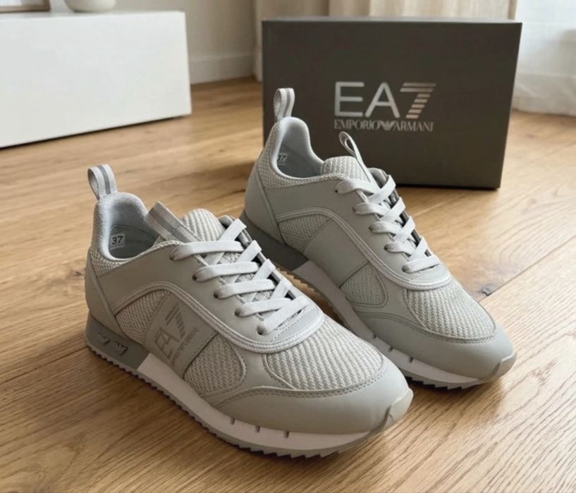 Sneakers EA7 Emporio Armani - Mărimea 37 - Condiție Excelentă