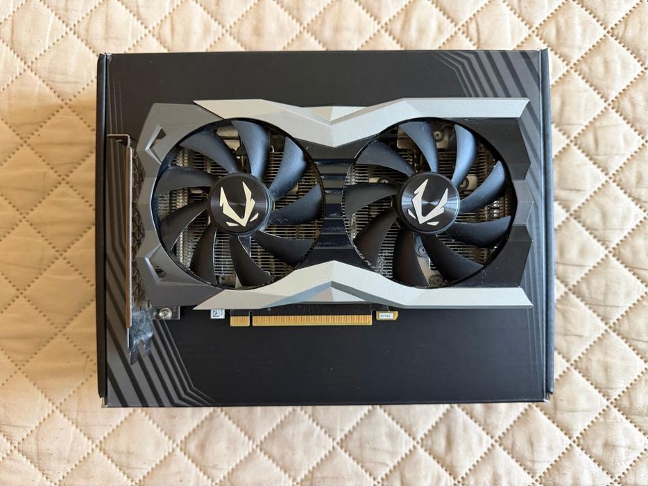Placa video RTX 2060 Zotac