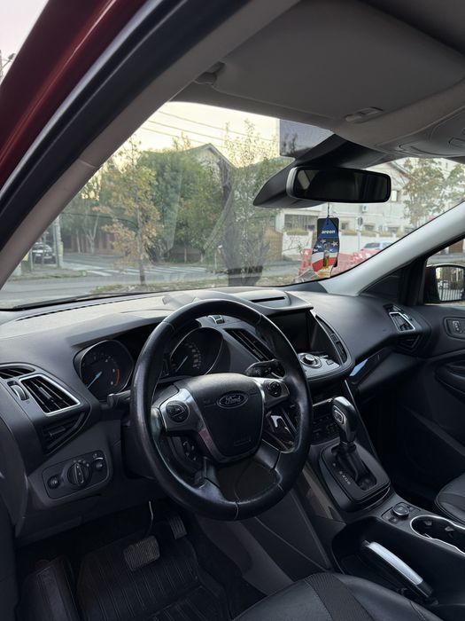 Ford Kuga 2.0 TDCI 4x4  Cutie Automata cu doar 98.000 km