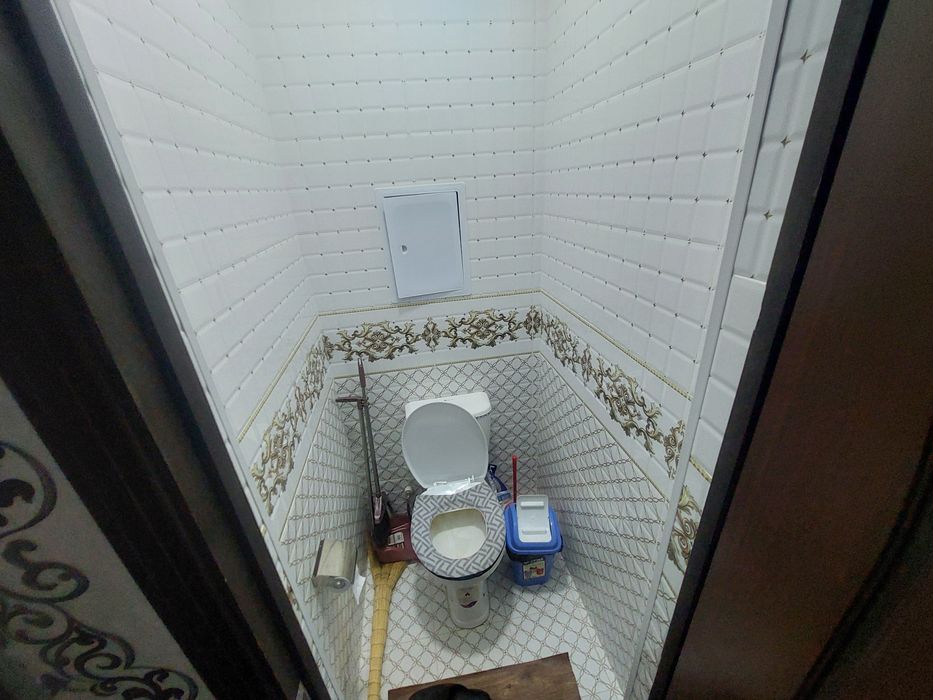 Квартира сотилади.