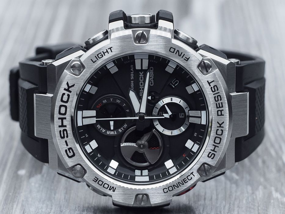 Кварцевые CASIO G-Shock GST-B100-1AER пластик, сталь
