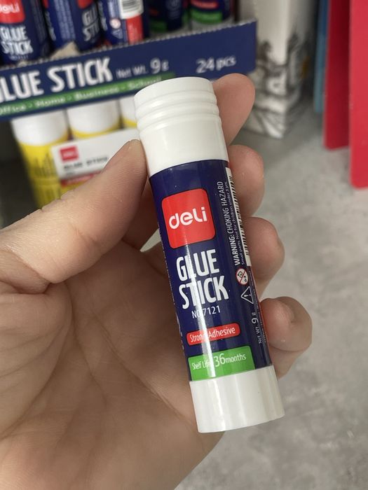 Канцтовары ручки тетради и тд