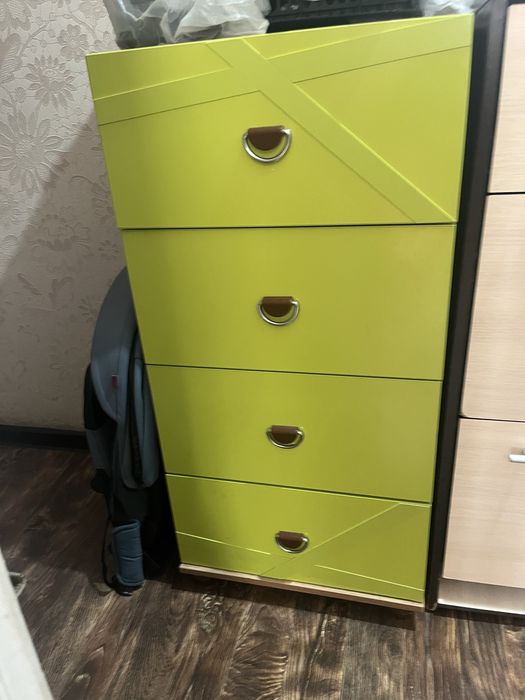 Продаётся тумба