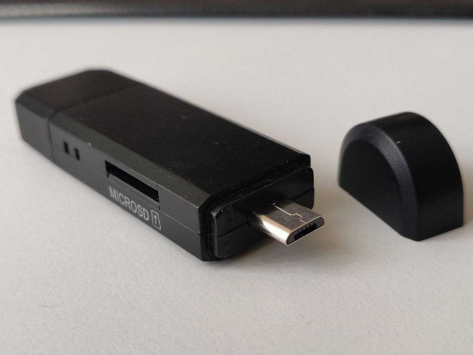 Четец за SD / micro SD карта, Card Reader за телефон или компютър