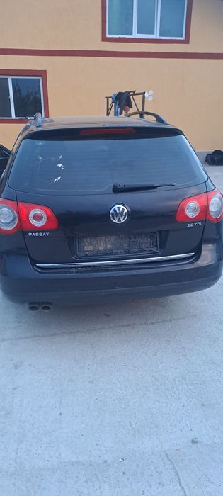 Vând haion spate vw Passat B6 an 2010 break cod culoare LC9X
