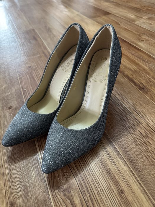 Туфли 38 размер, босоножки 37 размер