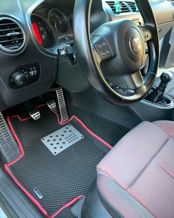 ЕВА Стелка за багажник Lexus LX 570 RX IS  EVASTELKI