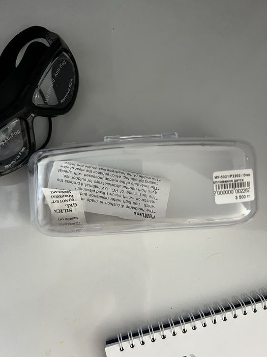 Продам очки для плавания