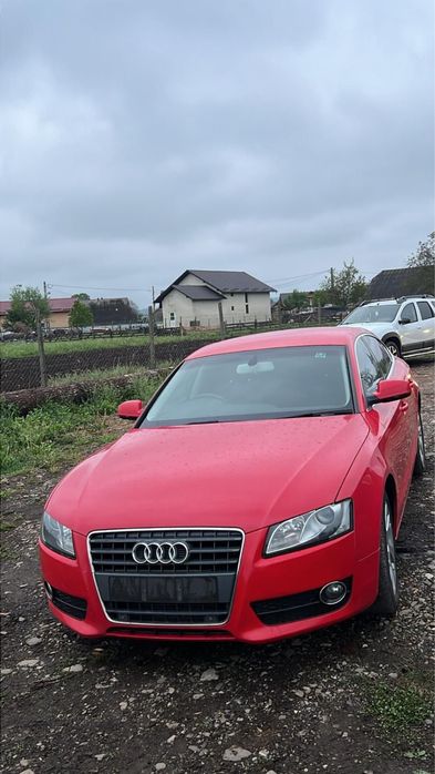 Dezmembrez Audi A5 2.0 TDI 2011 – Piese originale, livrare rapidă!