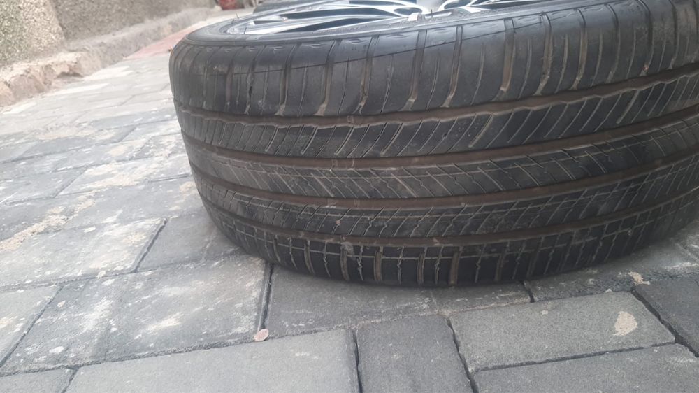 Диски с шинами 245/40/19