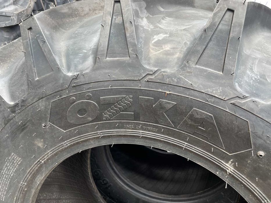 16.9-24 cauciucuri noi cu 10 pliuri pentru tractor fata marca OZKA