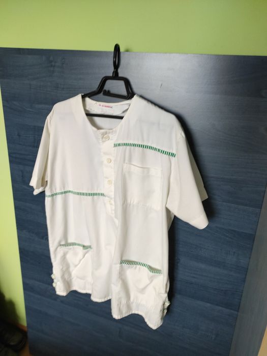 Halat, costum, uniforma medicala