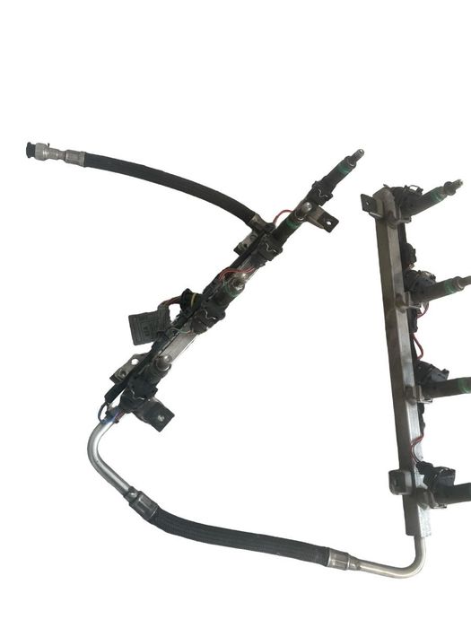 Rampa + Injectoare Bmw 6 E63 2004 - 2010 3.0I 7525721 / 7514611