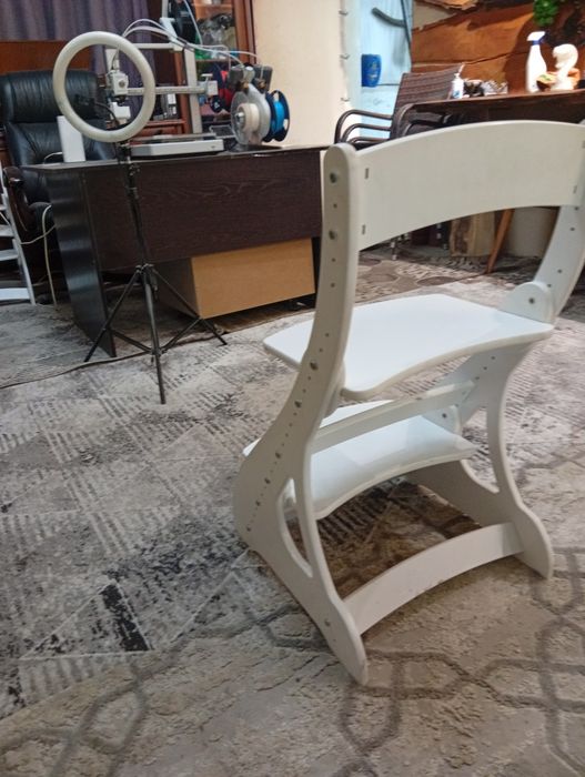 Стулья с изменениями высоты