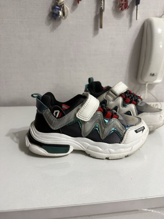 Кроссовки    детские