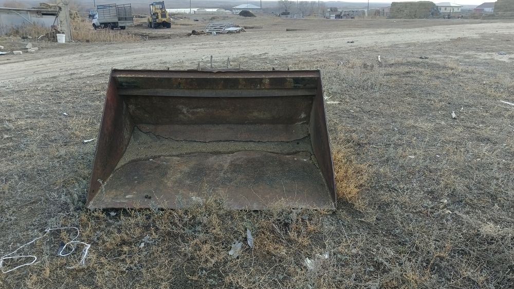 Продам Ковш и Лопата