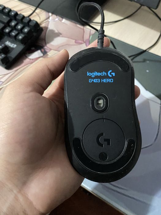 Logitech G403 hero