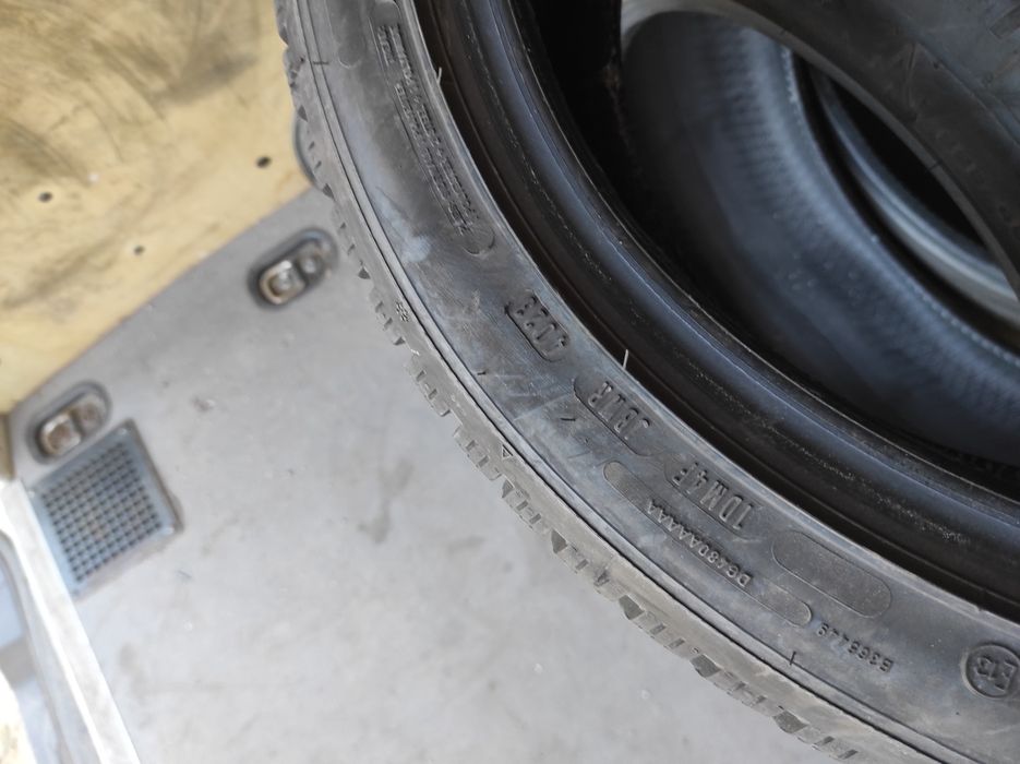 225/45/18 Dunlop