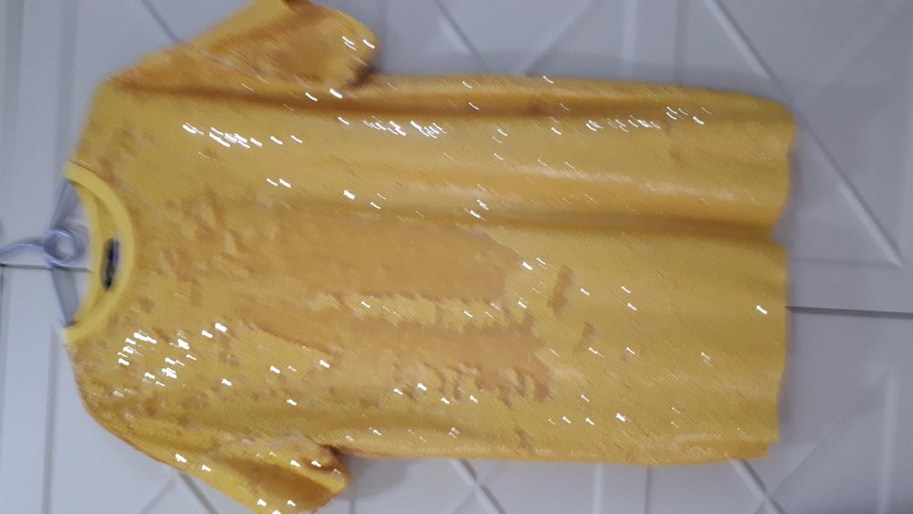 Платье в пайетках