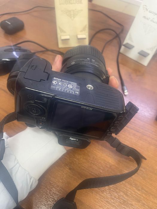 Nikon D3100 на запчасти