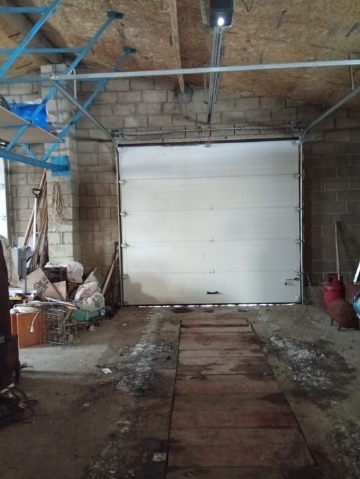 Сдам  большой гараж