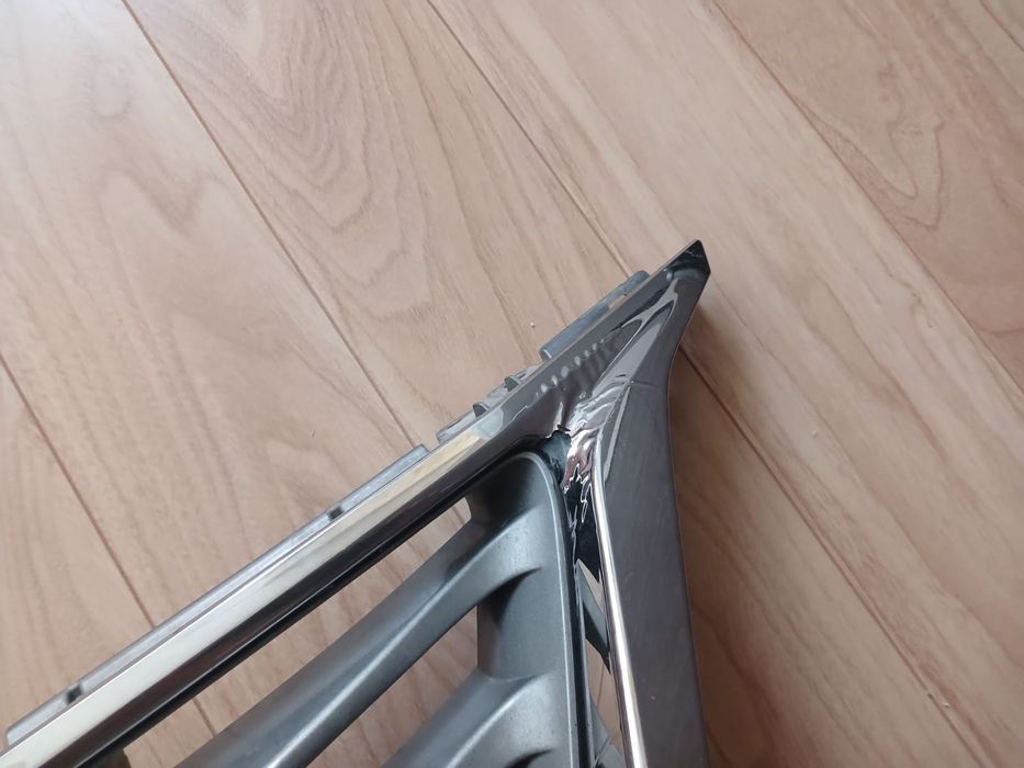 Прдам решётку радиатора