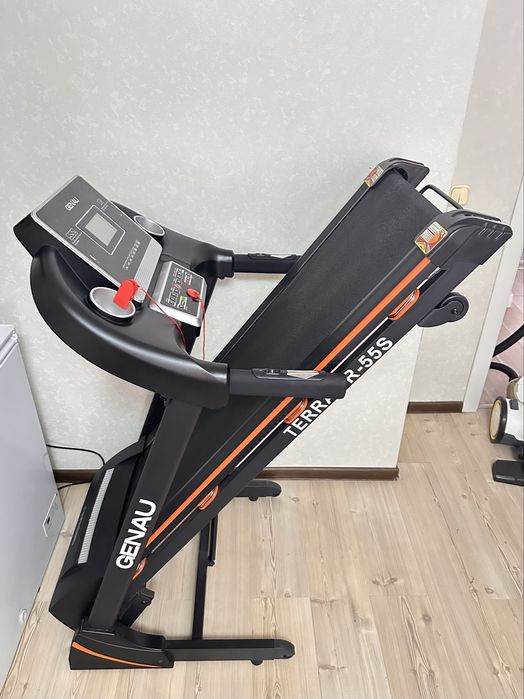 Беговая дорожка Genau