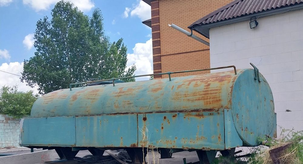 Продам ёмкость от машины ЗИЛ 6,5 куб.