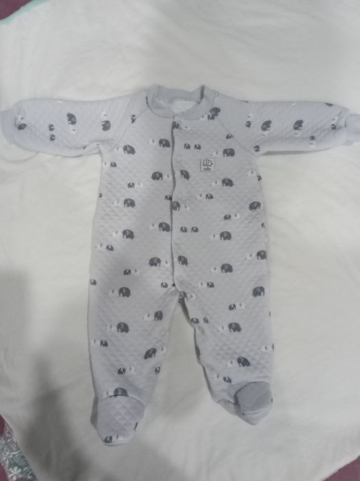 Продам детские вещи