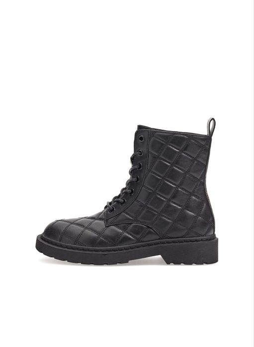 Дамски ботуши Guess зимни черни