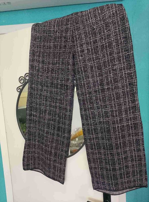 Елегантен дамски костюм