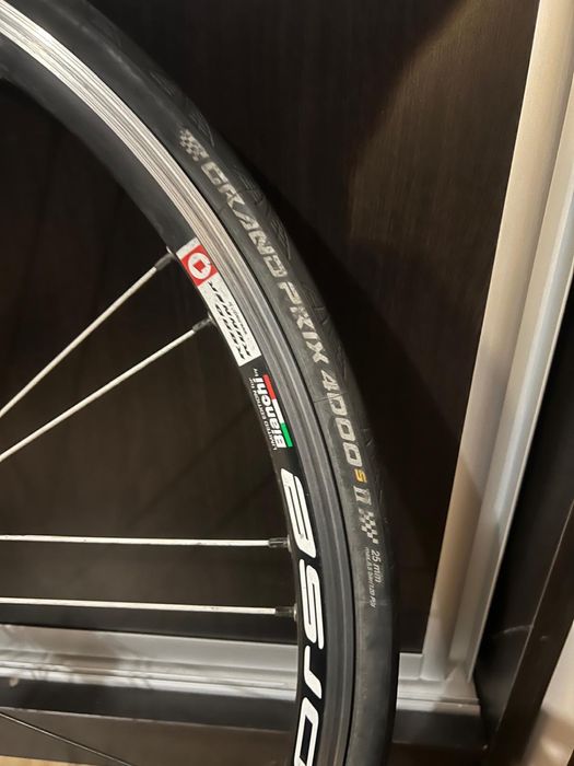 Roata spate Reparto Corse 28" de pe Bianchi Via Nirone 7 Campagnolo