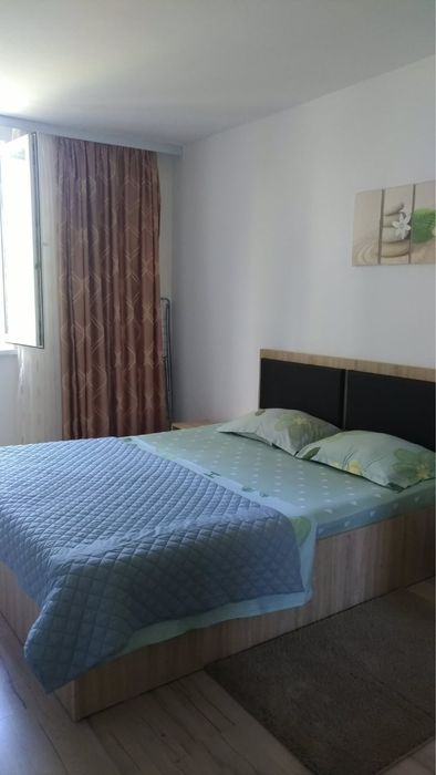 Inchiriez apartament olimp