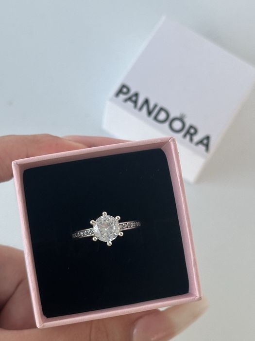 Inel Pandora cu coroană stralucitoare