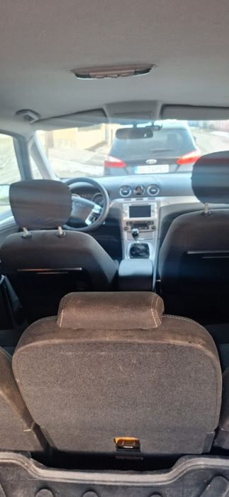 Ford Galaxy 7 locuri