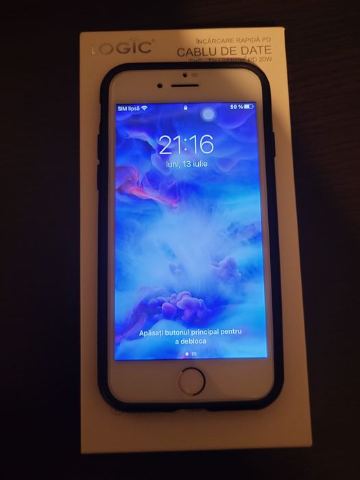 iPhone 7 Rose Gold, 32 GB - Pentru piese / Reparat + Cablu de date cadou