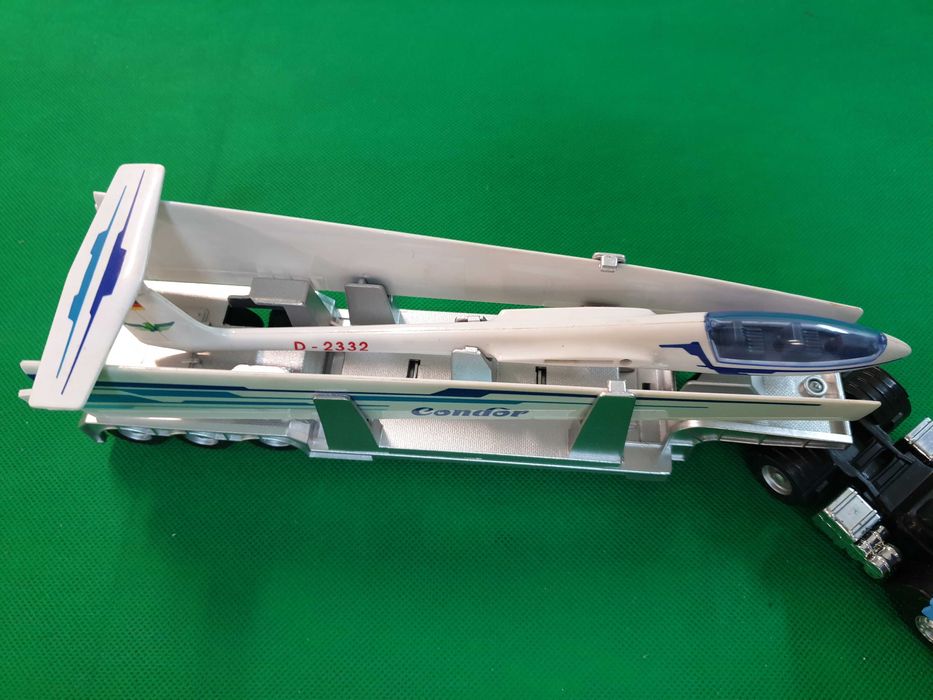 Tir transportor planor