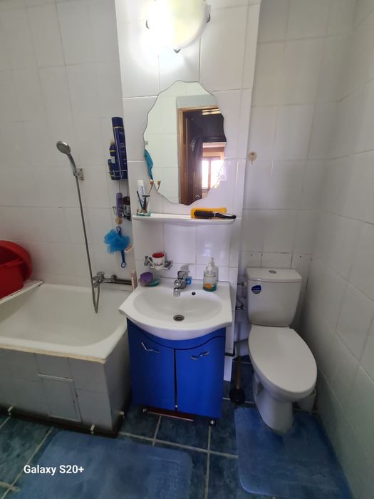 Apartament 2 camere Husi, jud. VS, mobilat, utilat